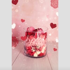 Valentine Candle - McIntosh Apple